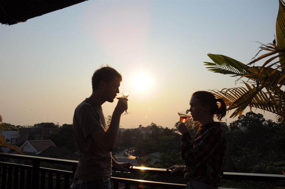 Sun Inns Hotel Siem Reap Exterior photo
